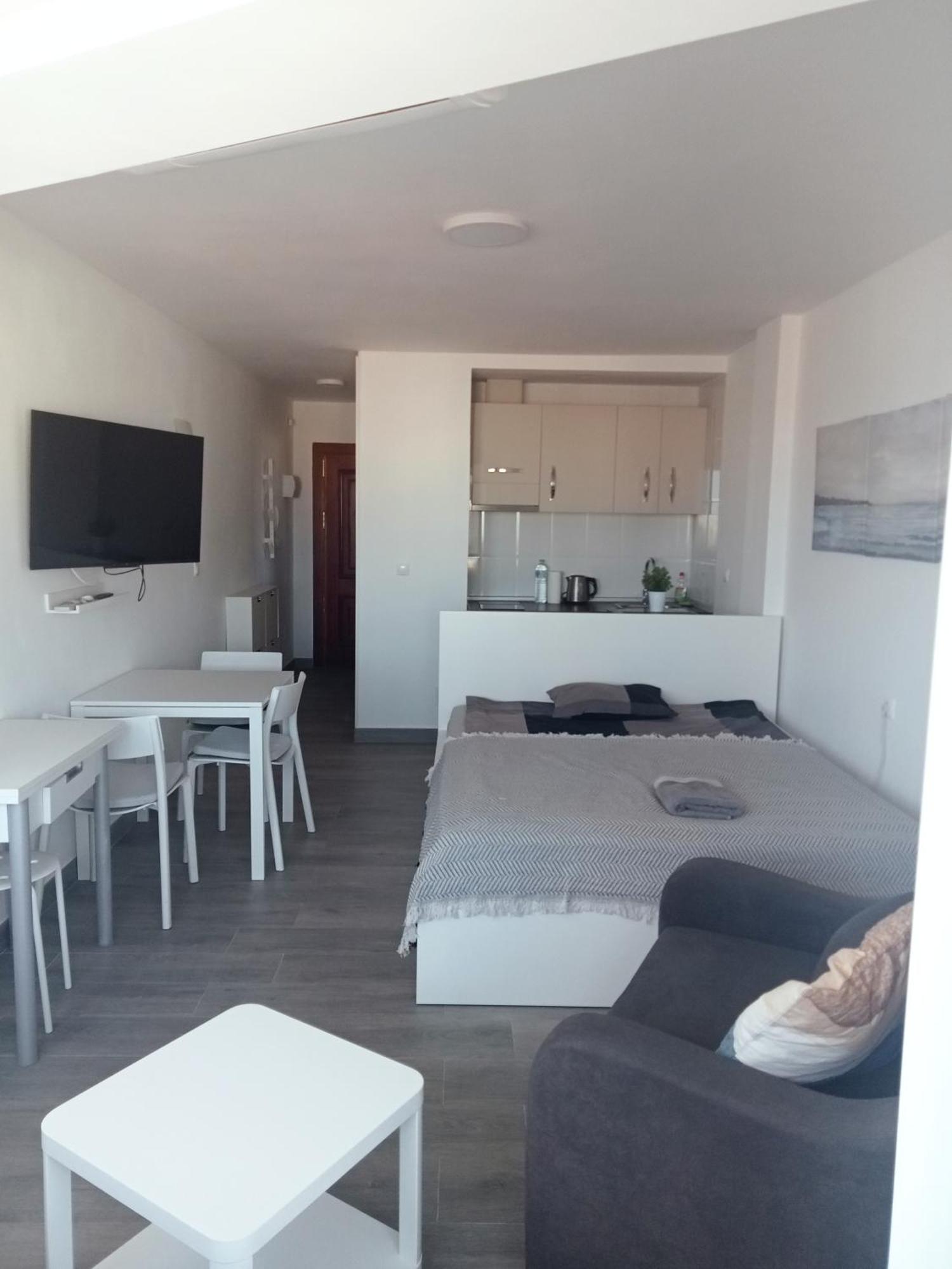 Sea View In Fuengirola Apartment Luaran gambar